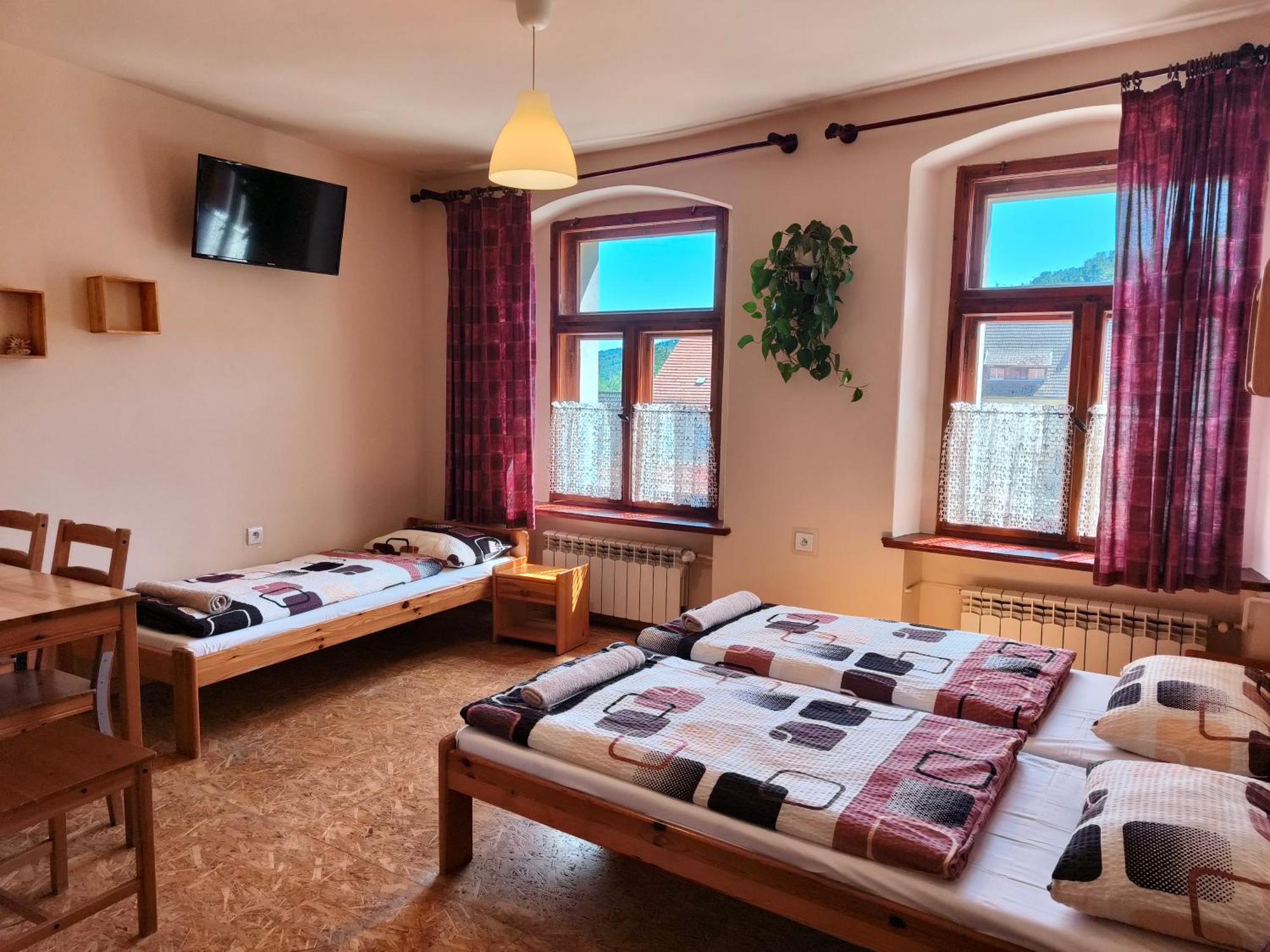 Apartamenty I Pokoje Goscinne "Wacus" Srebrna Góra Exterior foto