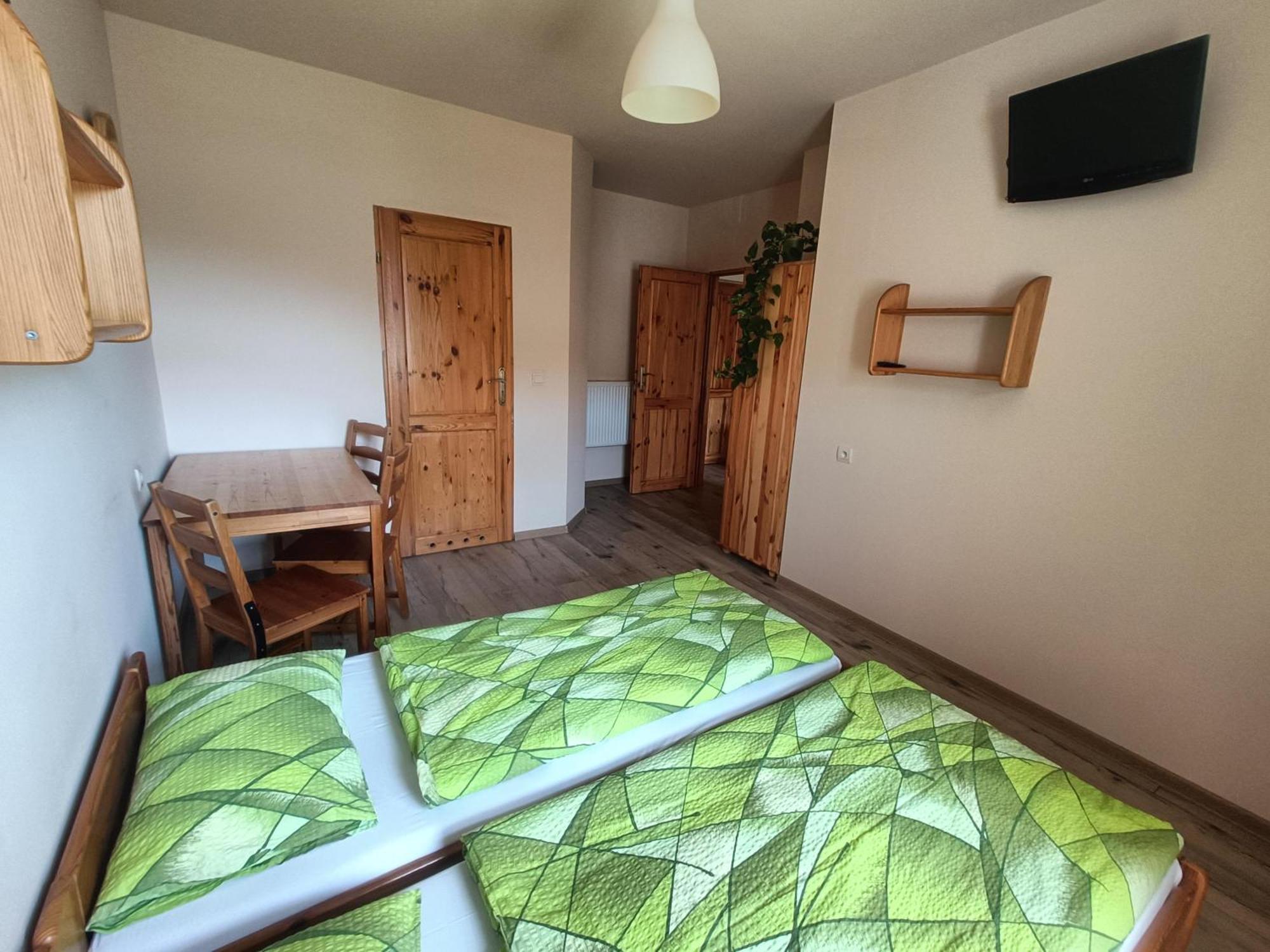 Apartamenty I Pokoje Goscinne "Wacus" Srebrna Góra Exterior foto